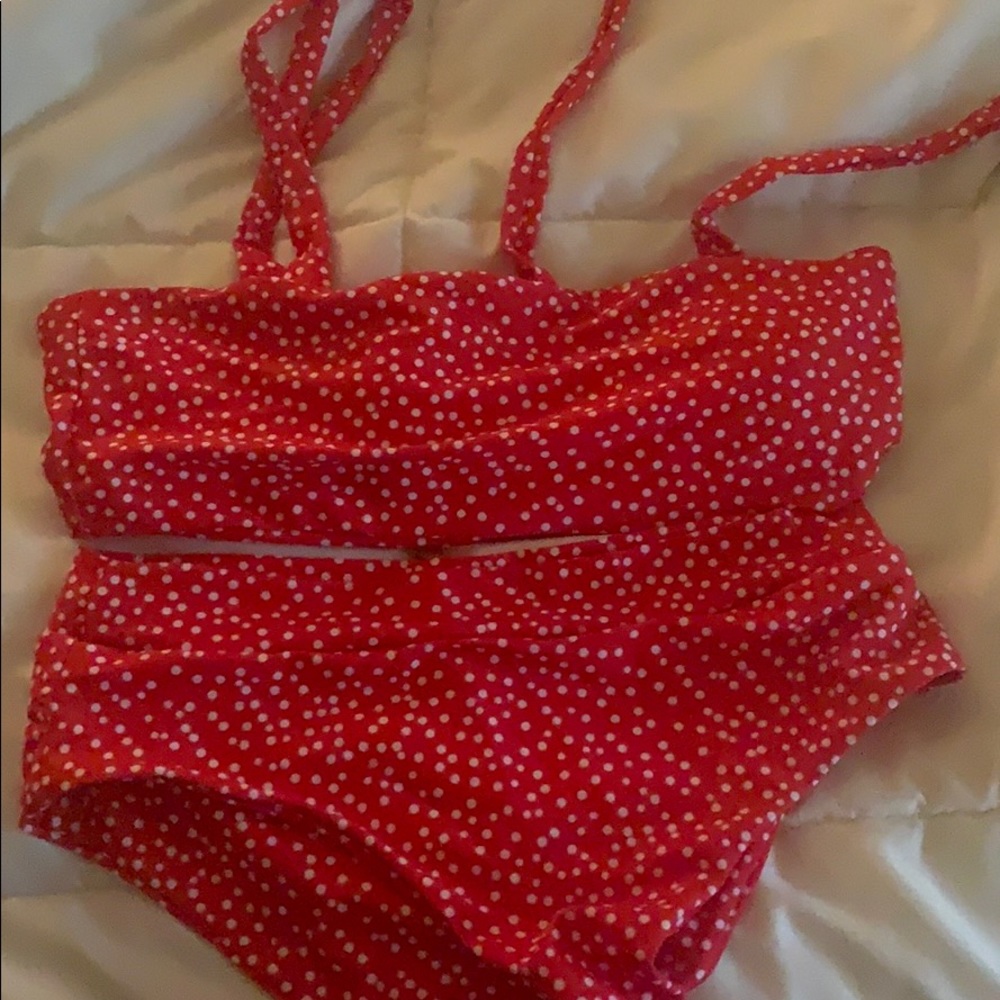 She In red bathing suit